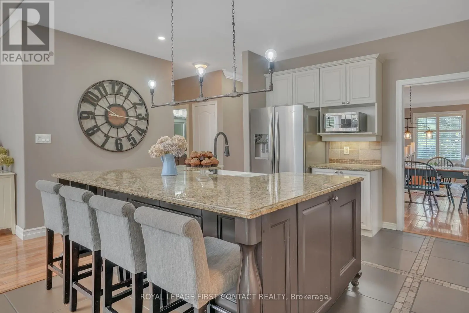 28 WINDSOR CRESCENT