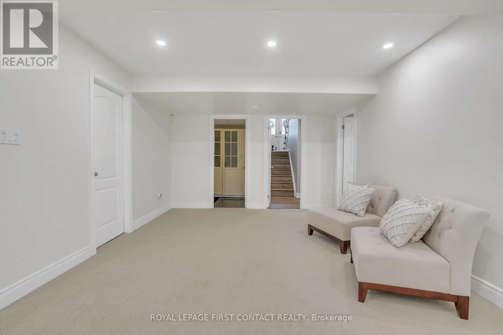 28 WINDSOR CRESCENT