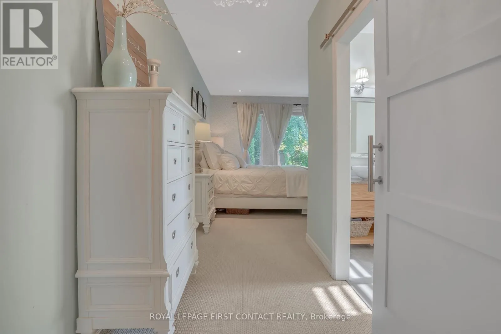 28 WINDSOR CRESCENT