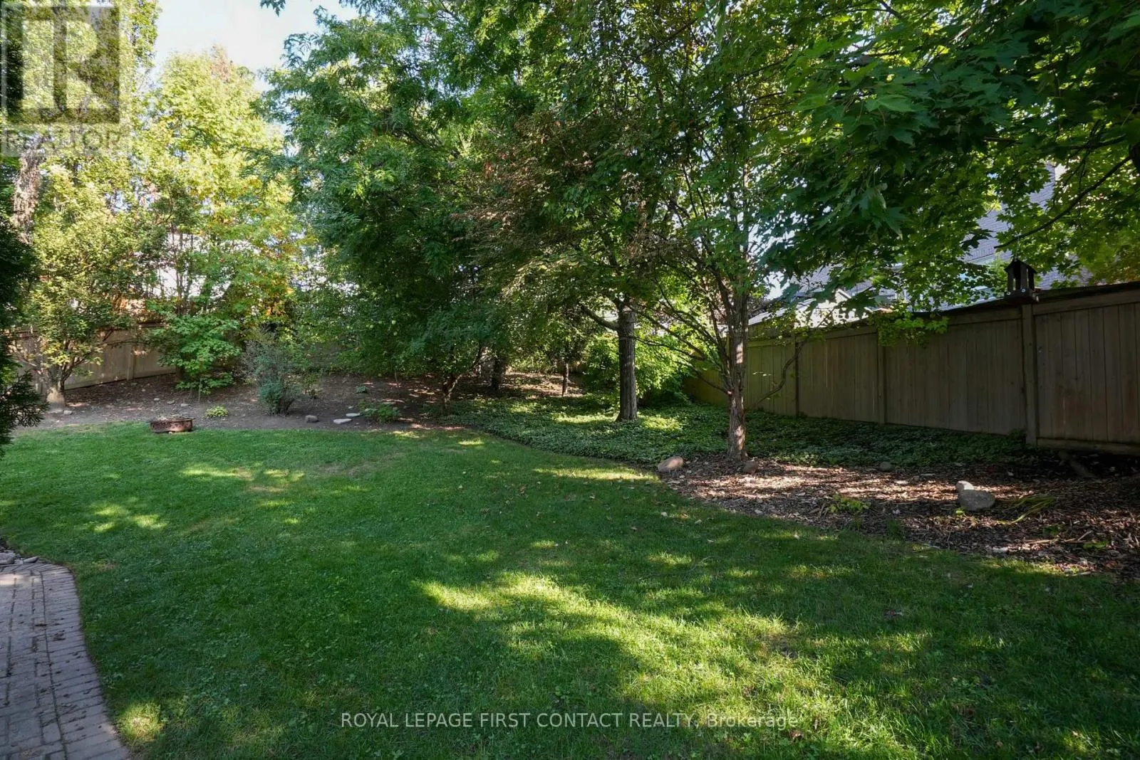 28 WINDSOR CRESCENT