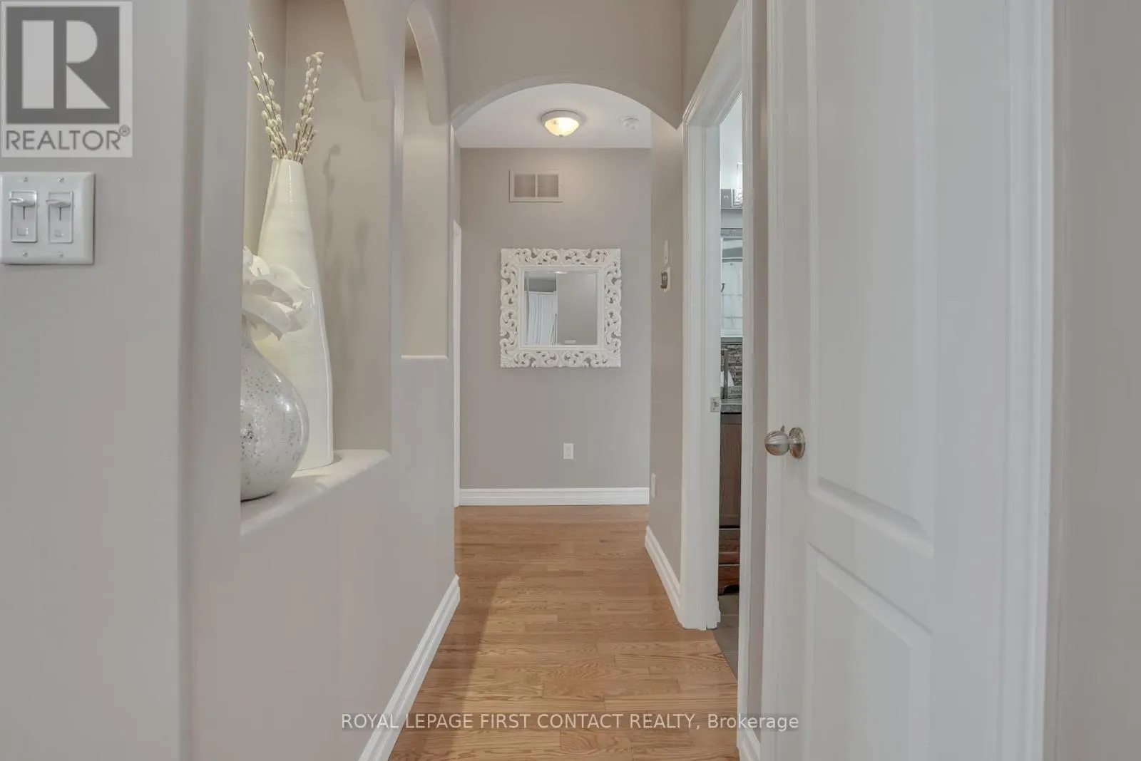 28 WINDSOR CRESCENT