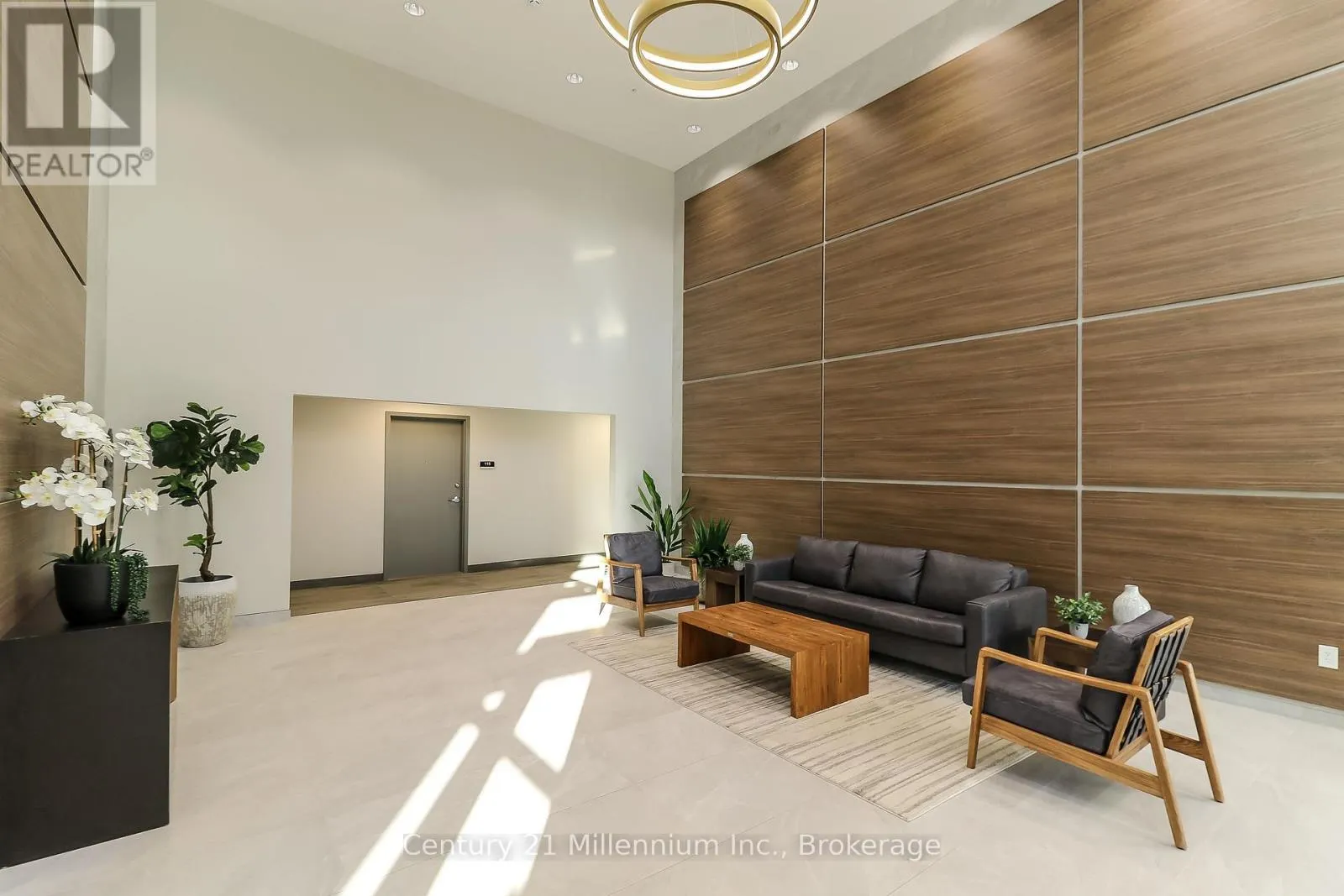 306 - 4 KIMBERLY LANE, #306