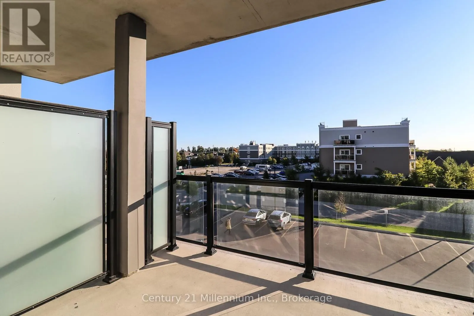 306 - 4 KIMBERLY LANE, #306