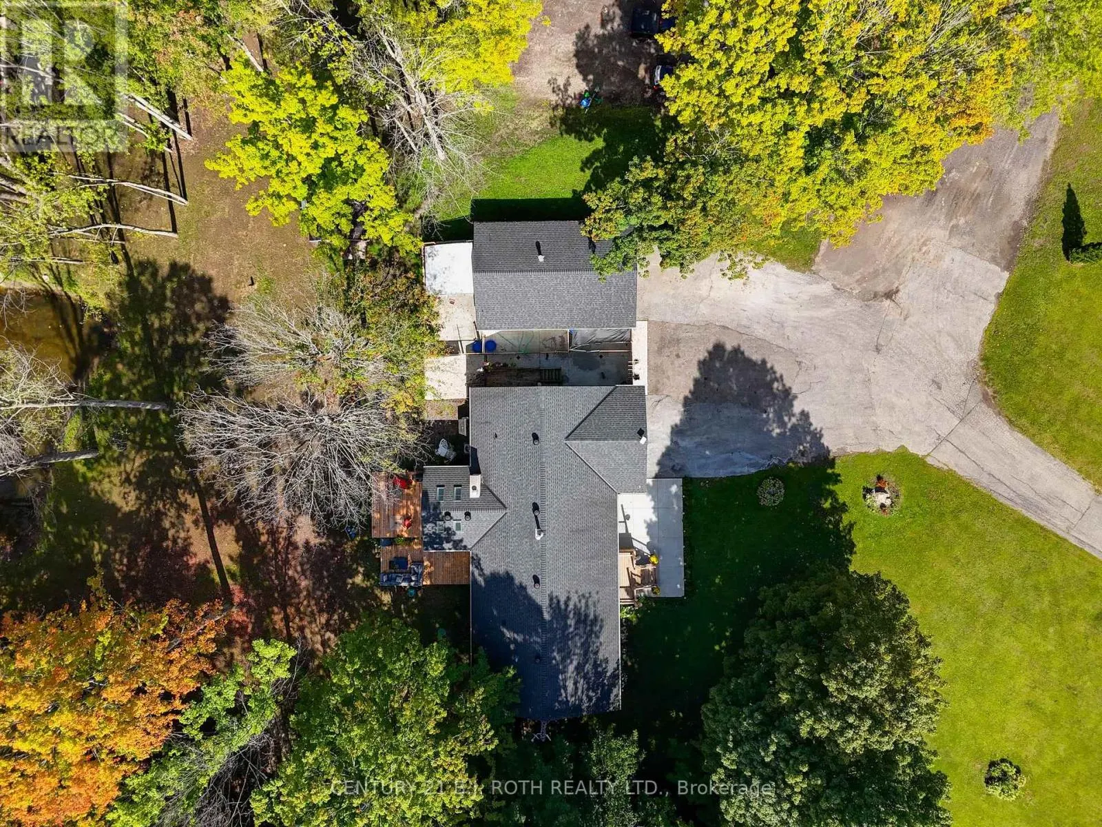 1250 COUNTY ROAD 6 ROAD S