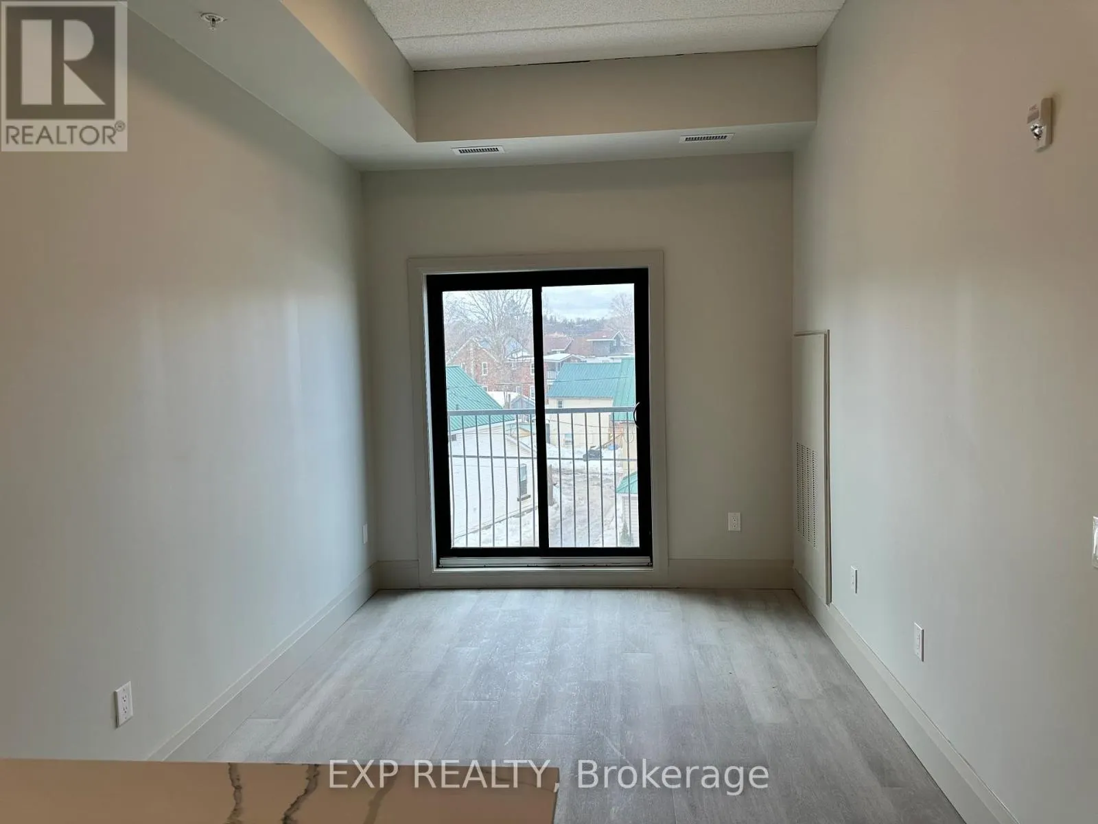 413 - 75 BARRIE ROAD