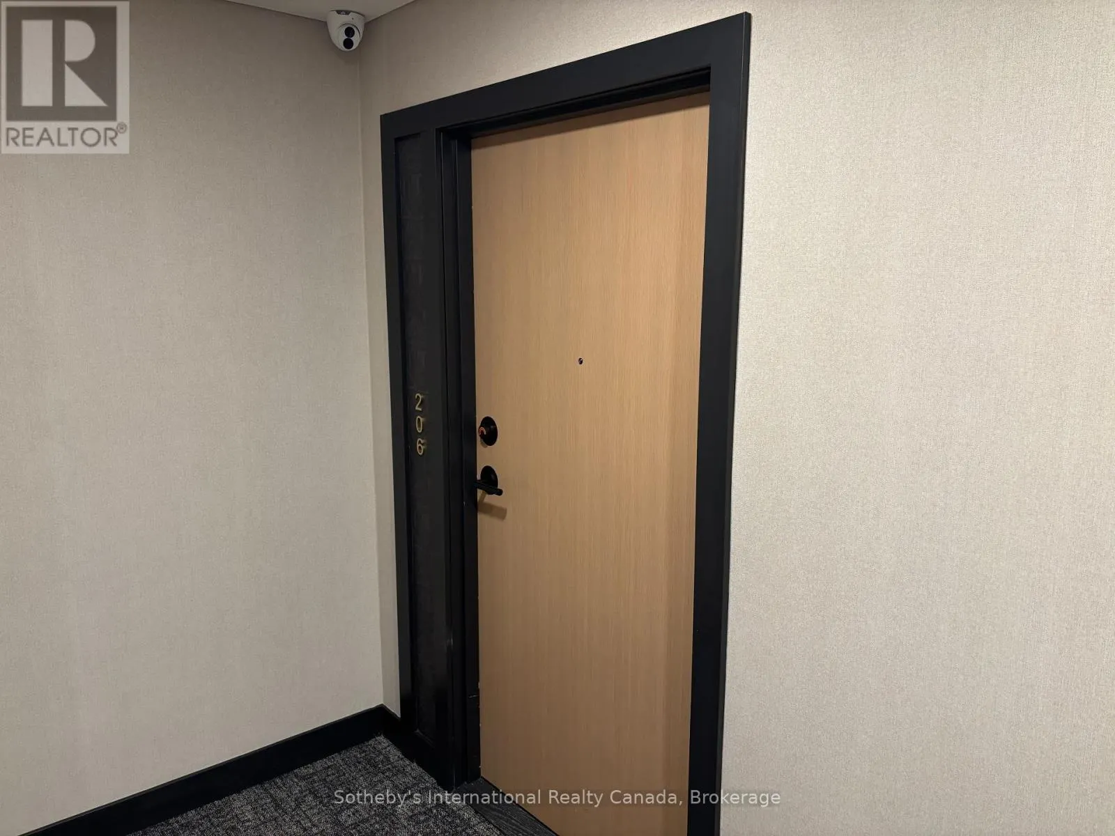 206 - 31 HURON STREET, #206