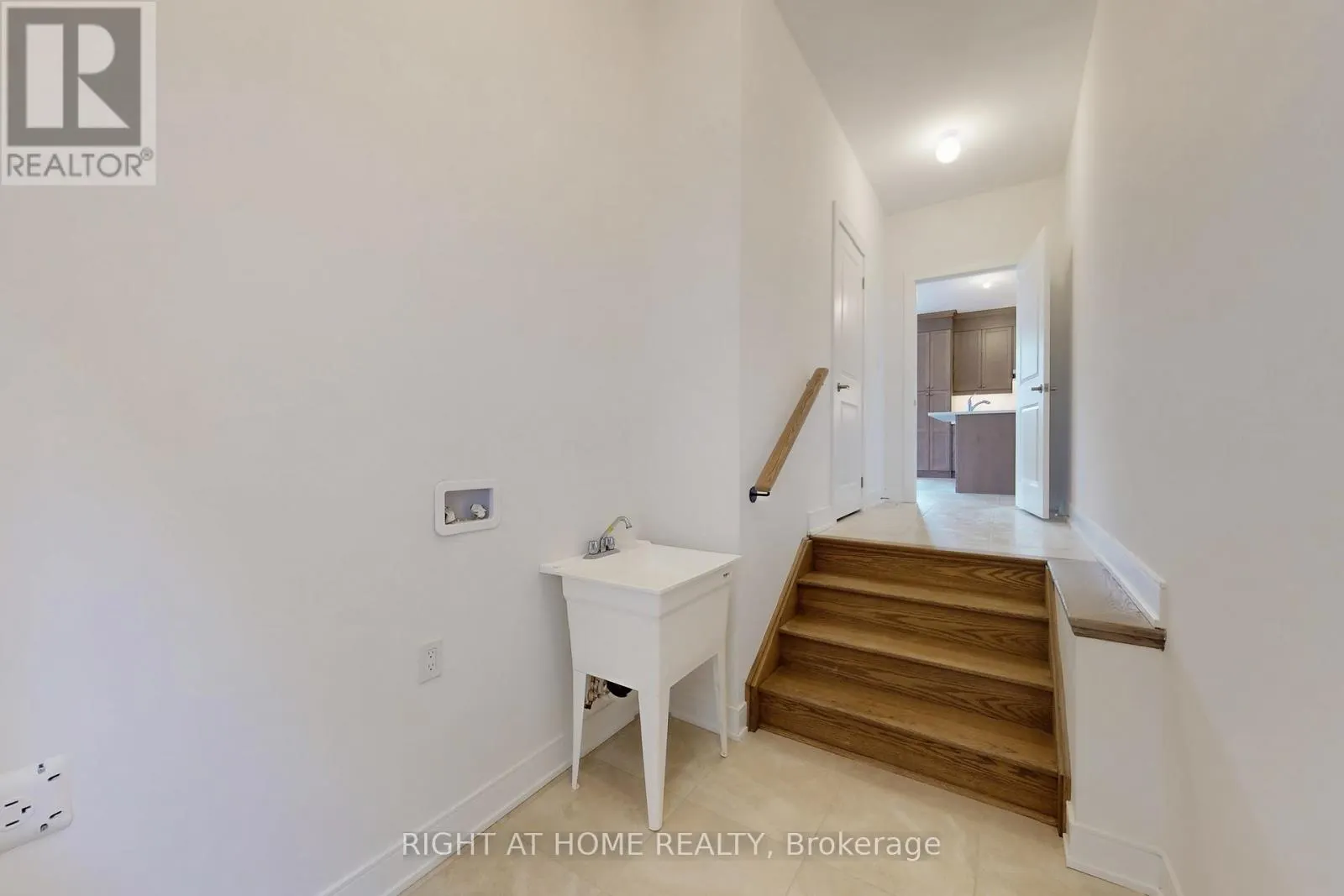 239 WILCOX DRIVE