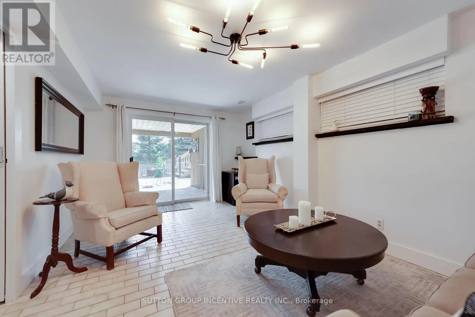 55 VANESSA DRIVE