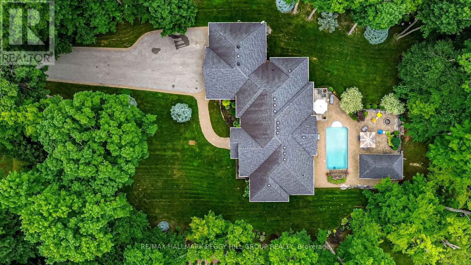 32 GALLAGHER CRESCENT