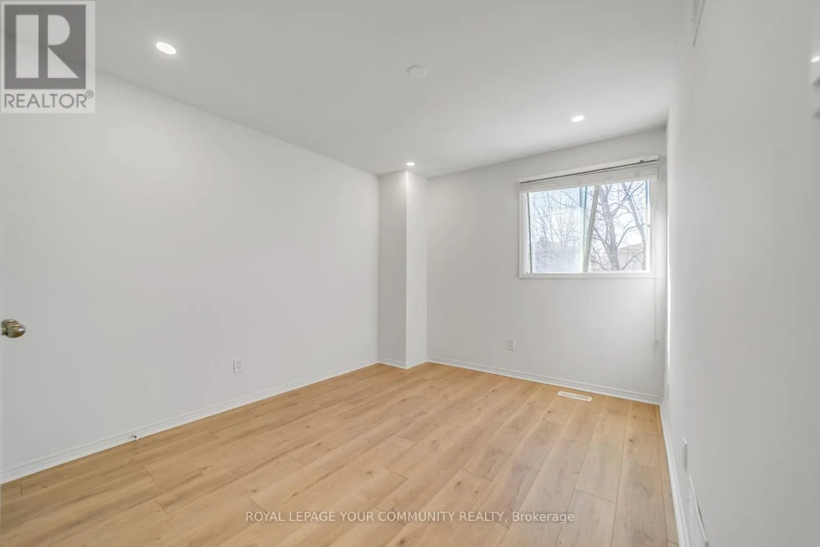 391 HICKLING TRAIL