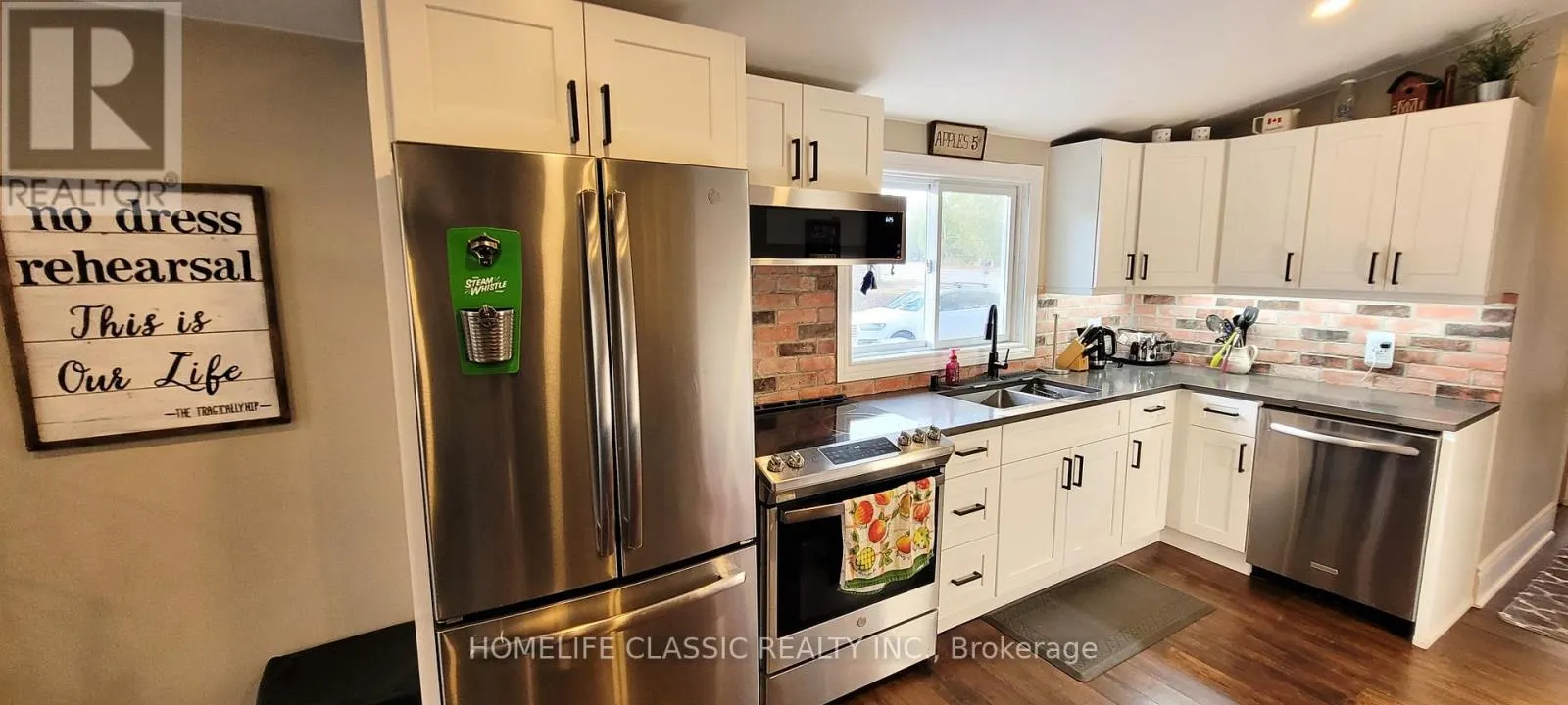 800 OXBOW PARK DRIVE