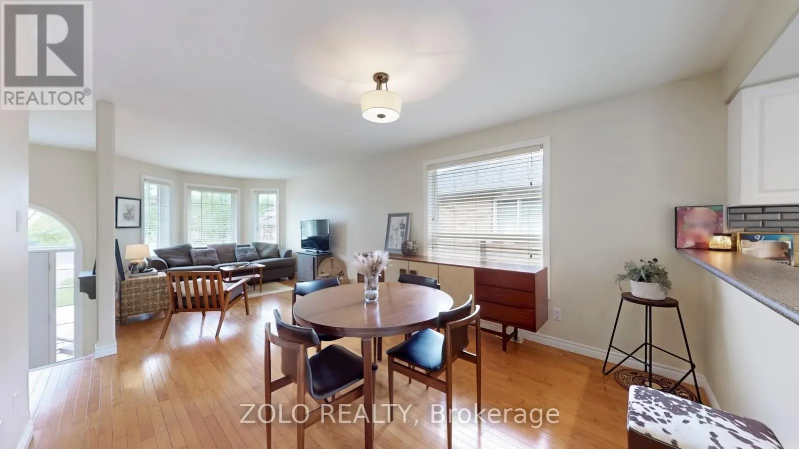 7 GOLDEN EAGLE WAY