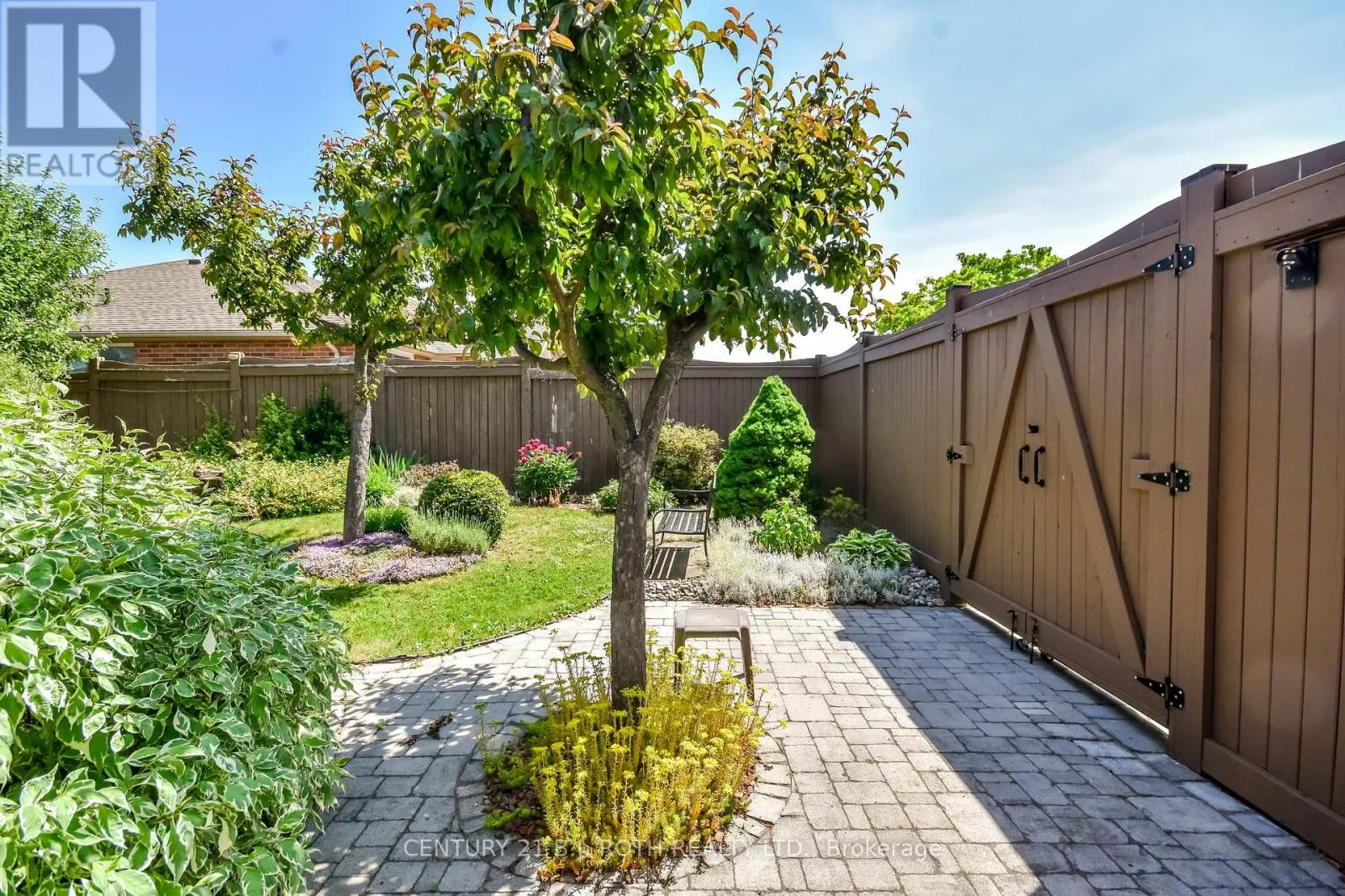 127 GOLDEN MEADOW ROAD