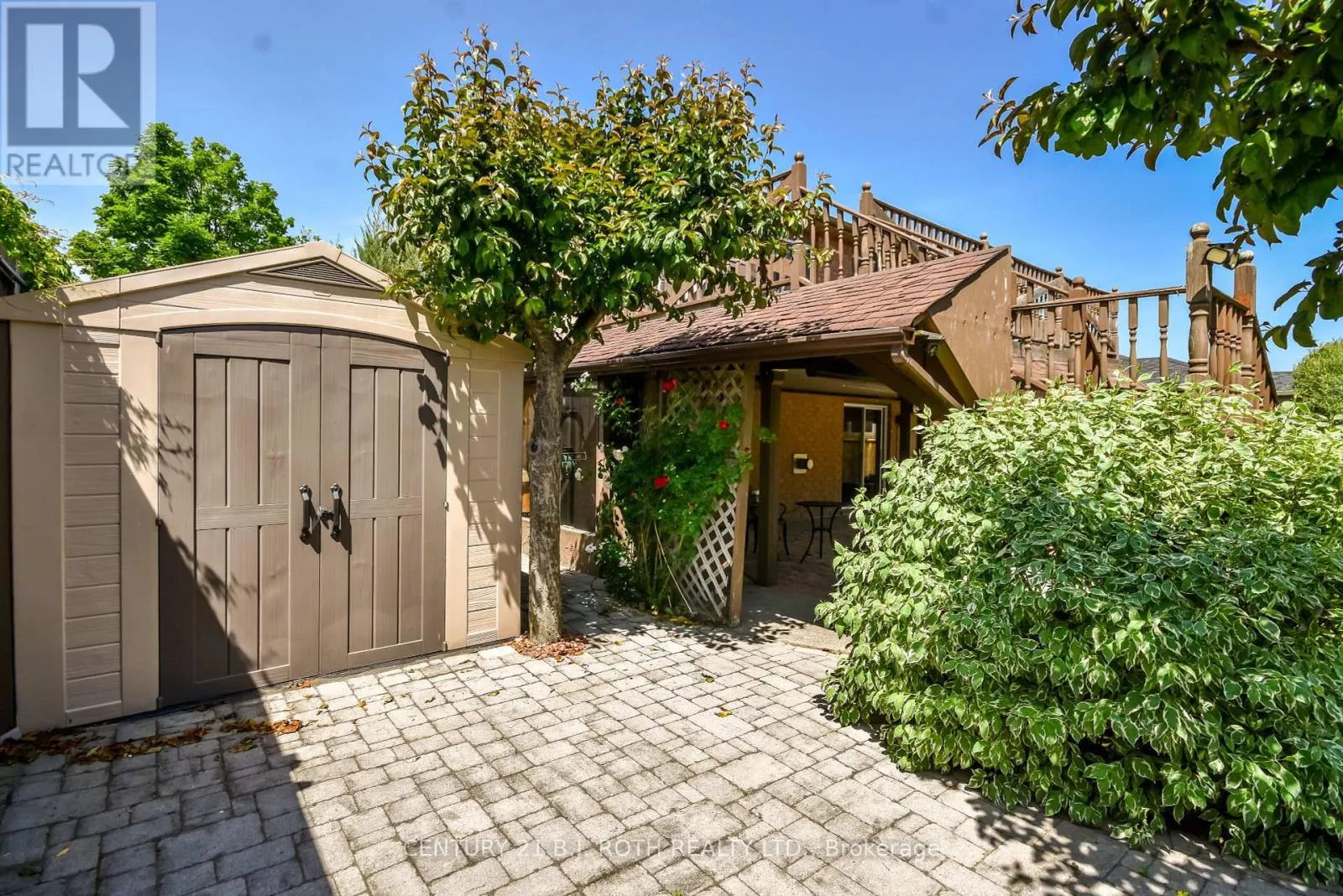 127 GOLDEN MEADOW ROAD