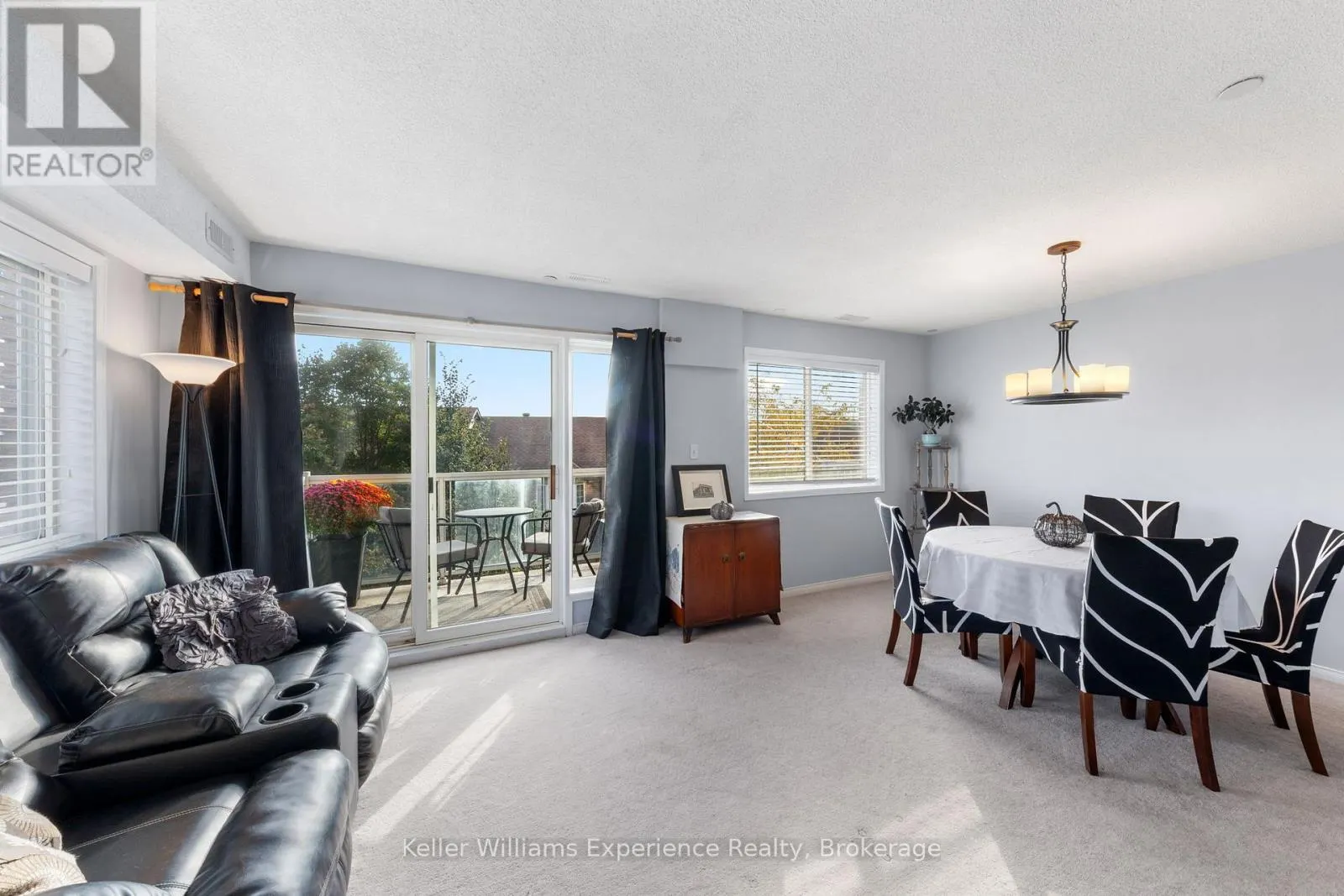 301 - 4 BECK BOULEVARD, #301