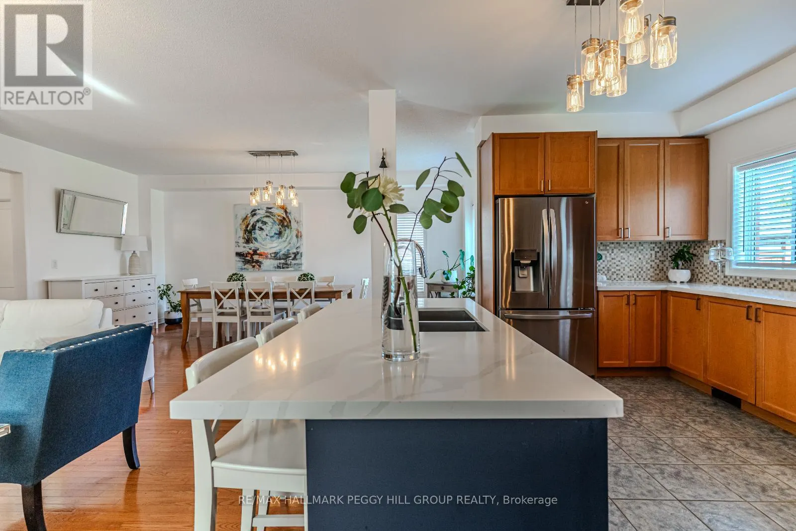 64 LAKE CRESCENT