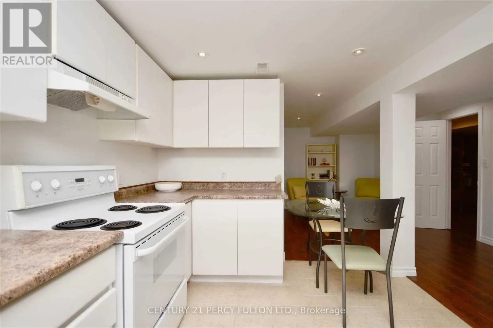BSMT - 251 LIVINGSTONE STREET W
