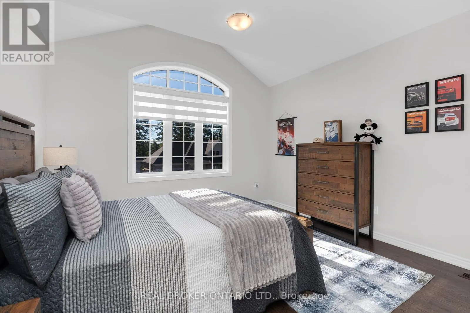 40 JACK CRESCENT