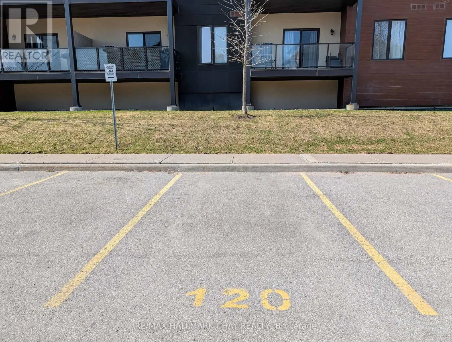 107 - 100 DEAN AVENUE