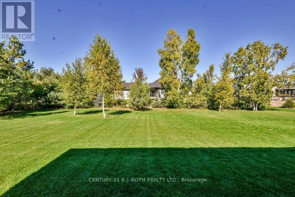 51 CHESLOCK CRESCENT