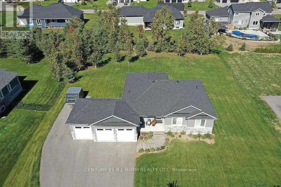 51 CHESLOCK CRESCENT