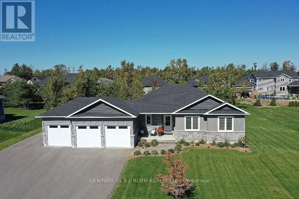 51 CHESLOCK CRESCENT