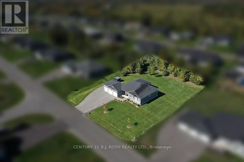 51 CHESLOCK CRESCENT
