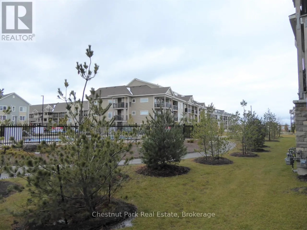102 - 2 COVE COURT, #102