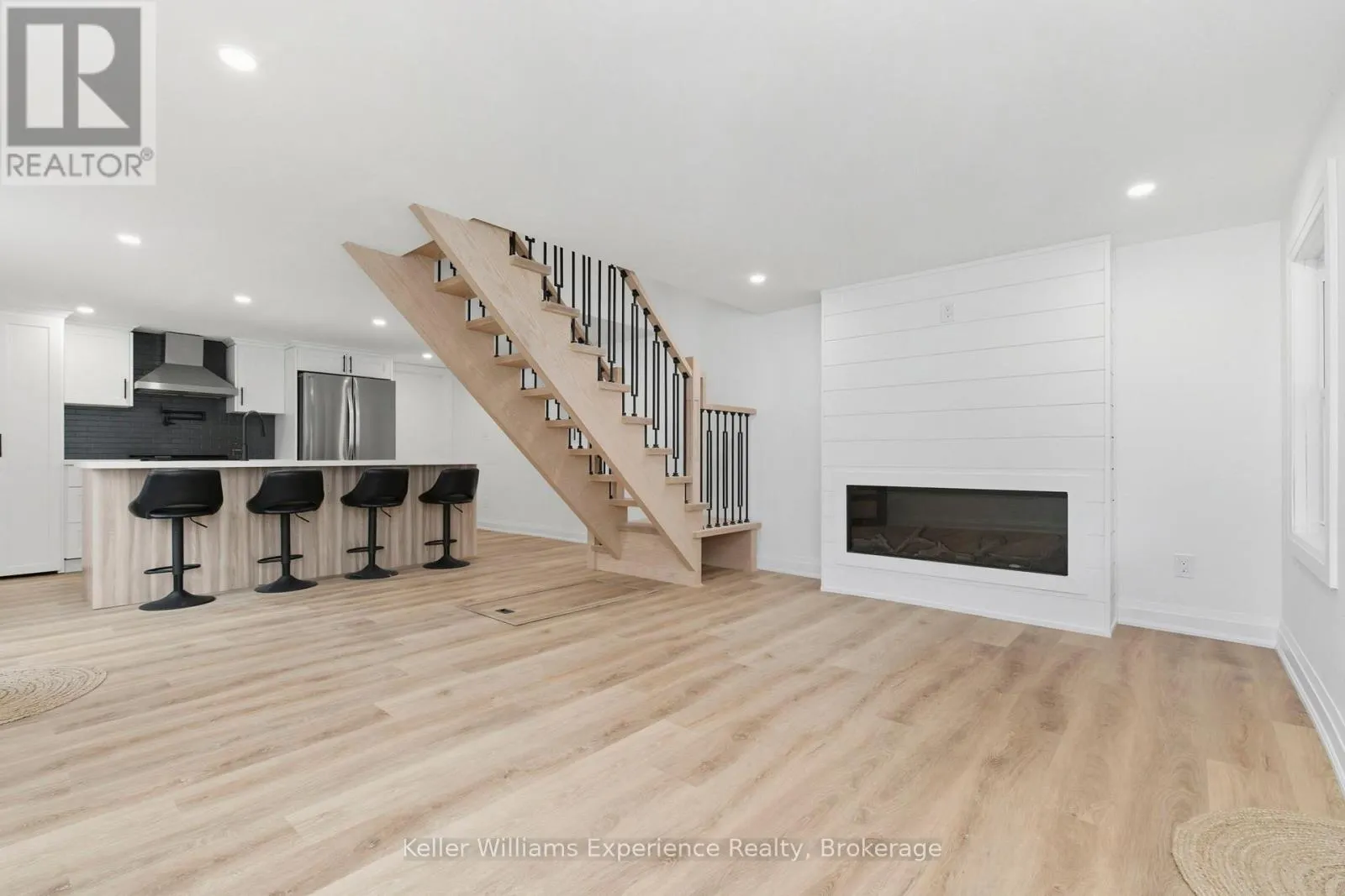 3355 MUSKOKA STREET