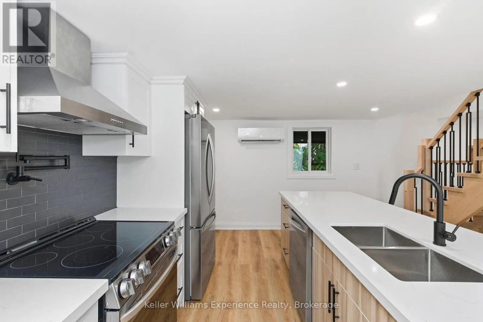 3355 MUSKOKA STREET