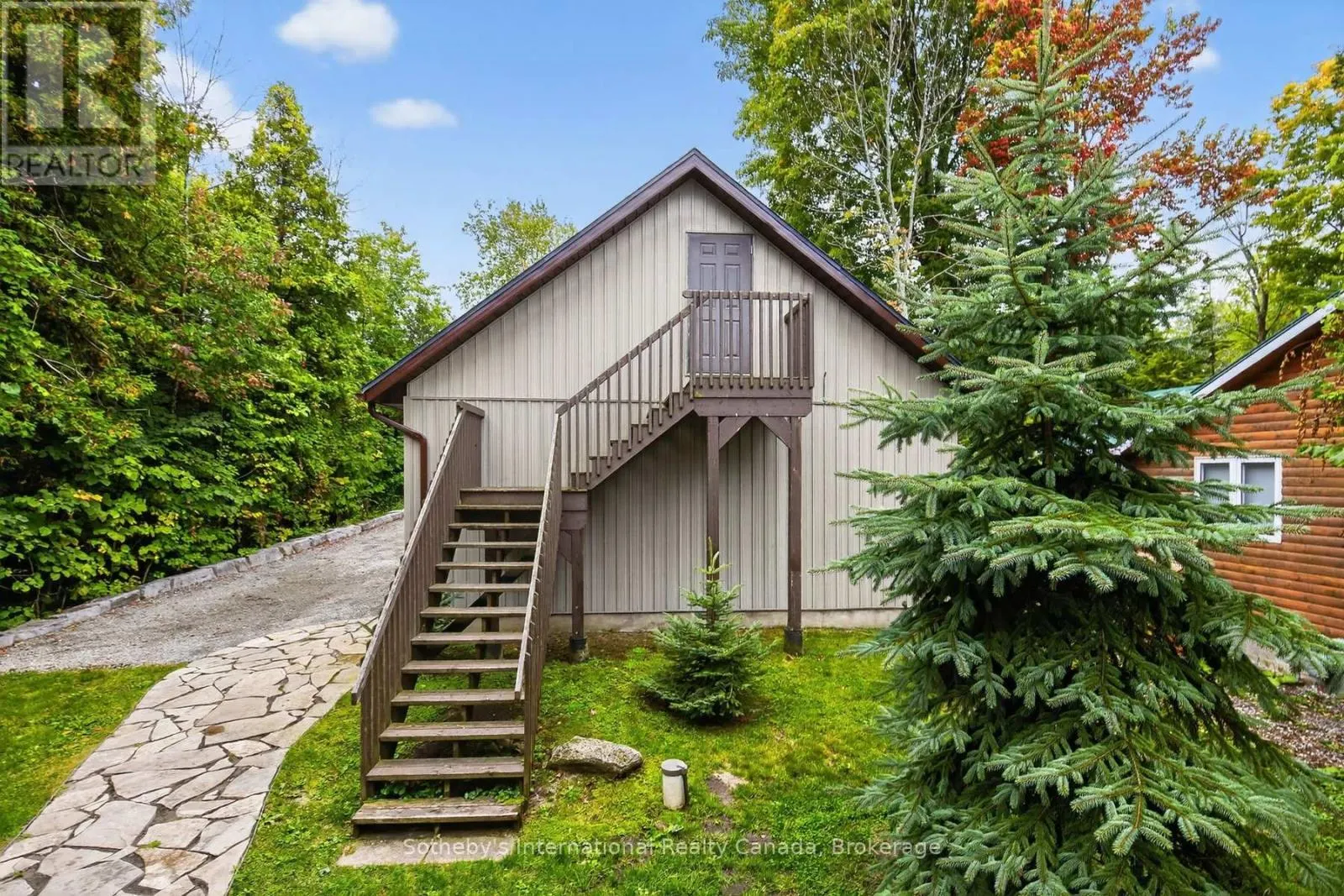 1773 CHAMPLAIN ROAD