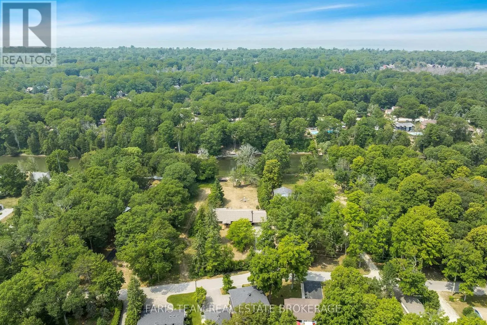 256 KNOX ROAD E