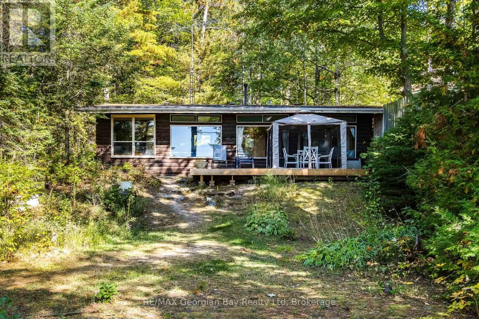 100 NOTTAWAGA DRIVE