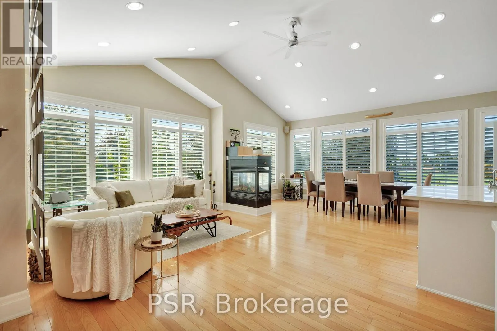 2884 SUNNYDALE LANE