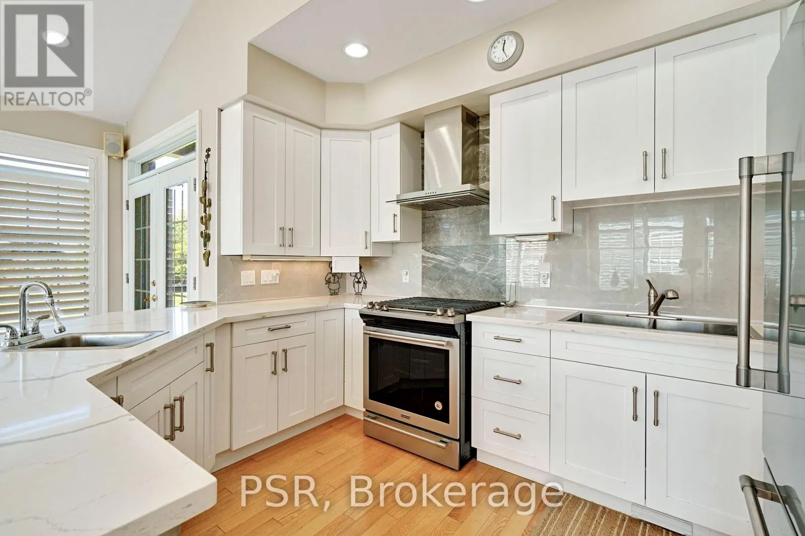 2884 SUNNYDALE LANE