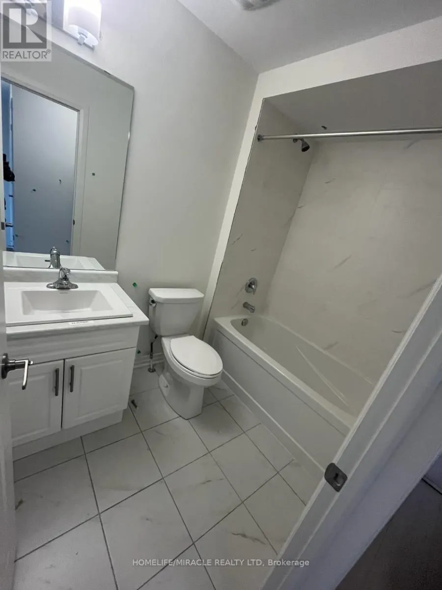 92 WEST OAK TRAIL
