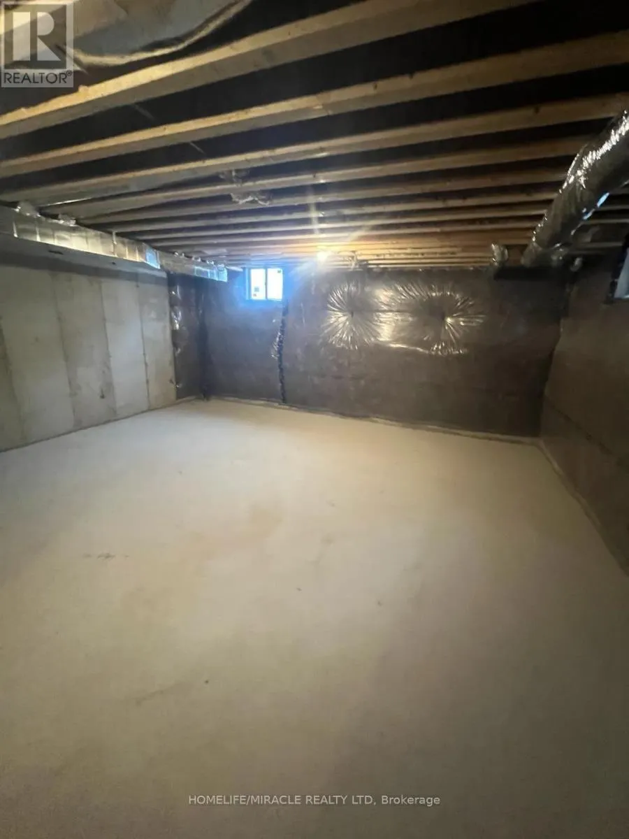 92 WEST OAK TRAIL