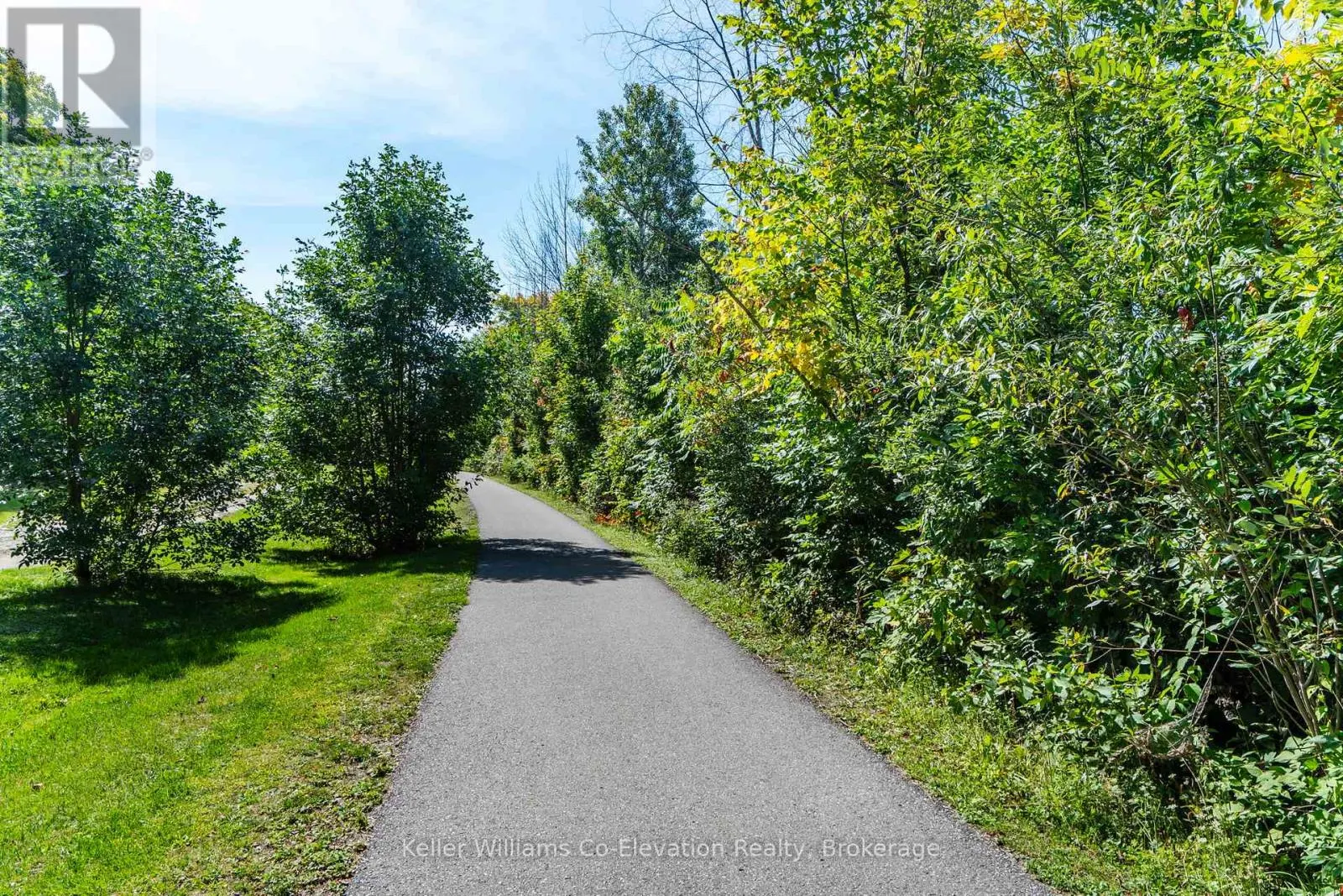 3 CROSSINGVIEW LANE