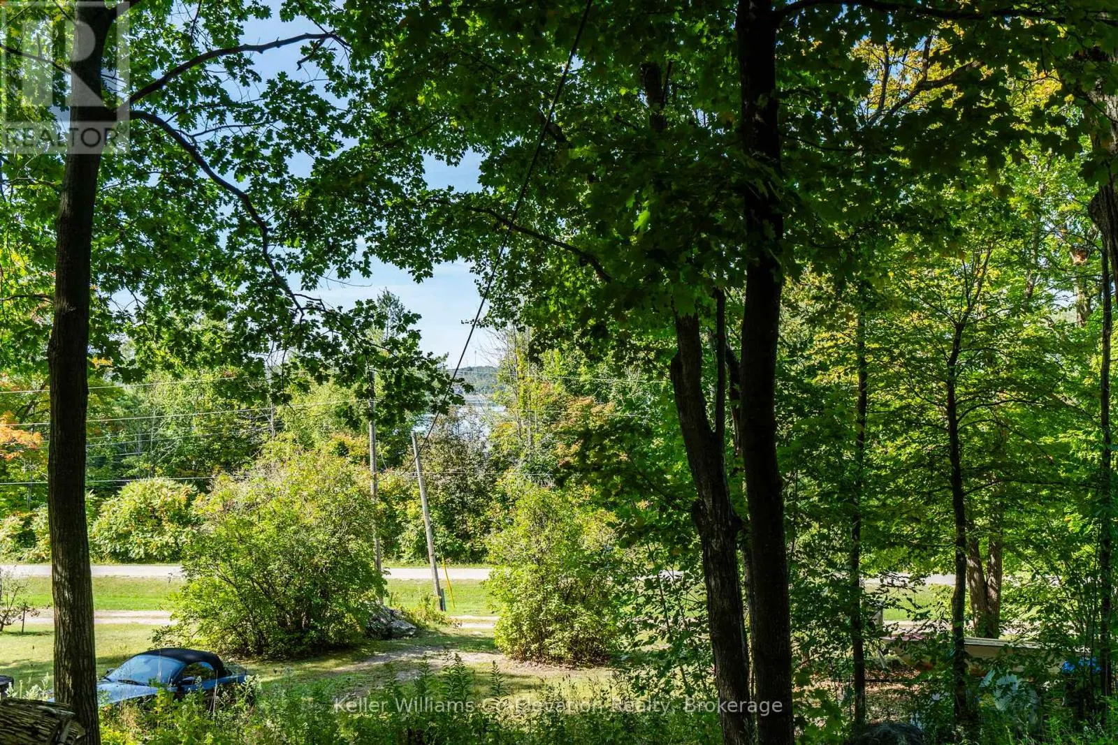 3 CROSSINGVIEW LANE