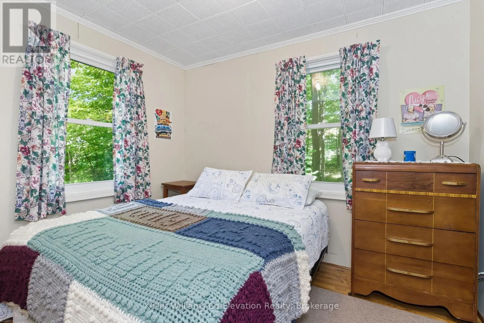 3 CROSSINGVIEW LANE
