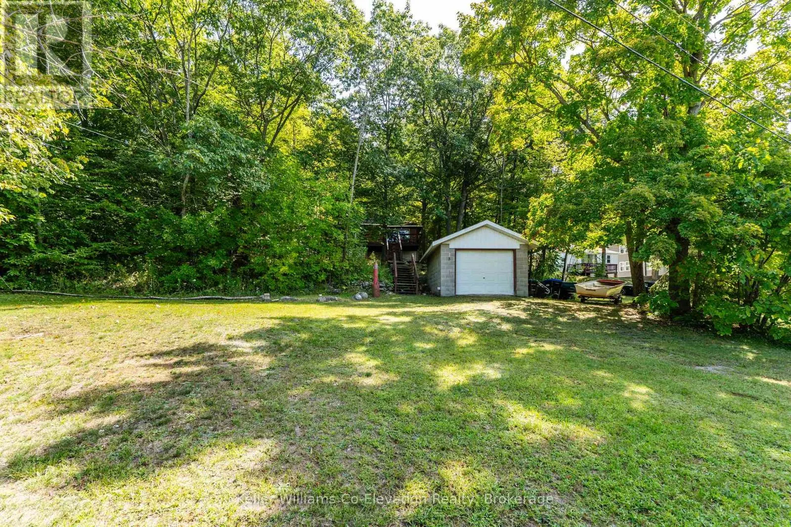3 CROSSINGVIEW LANE