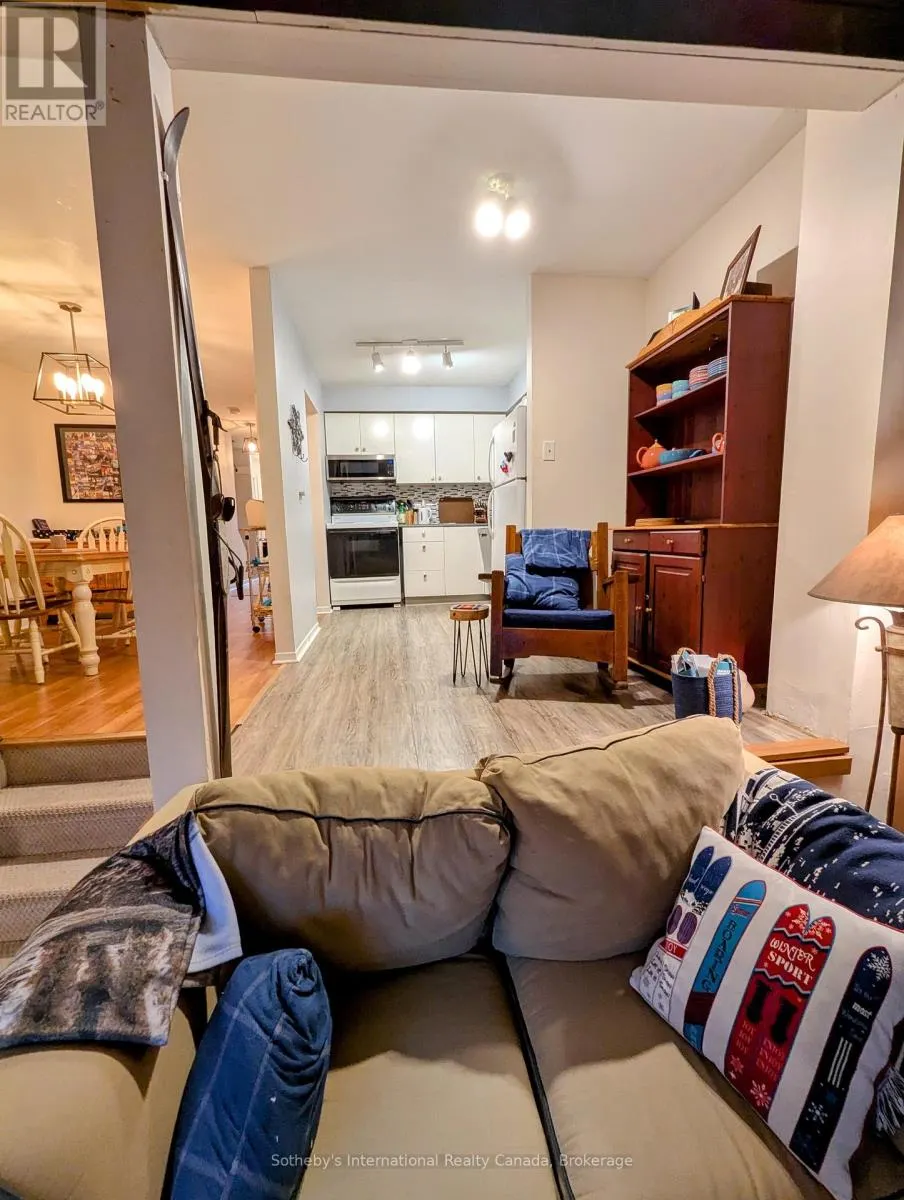 625 TENTH STREET