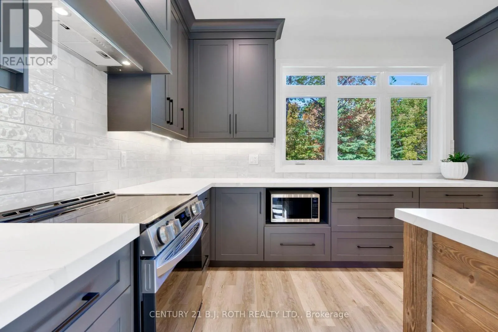 7377 DAVY DRIVE