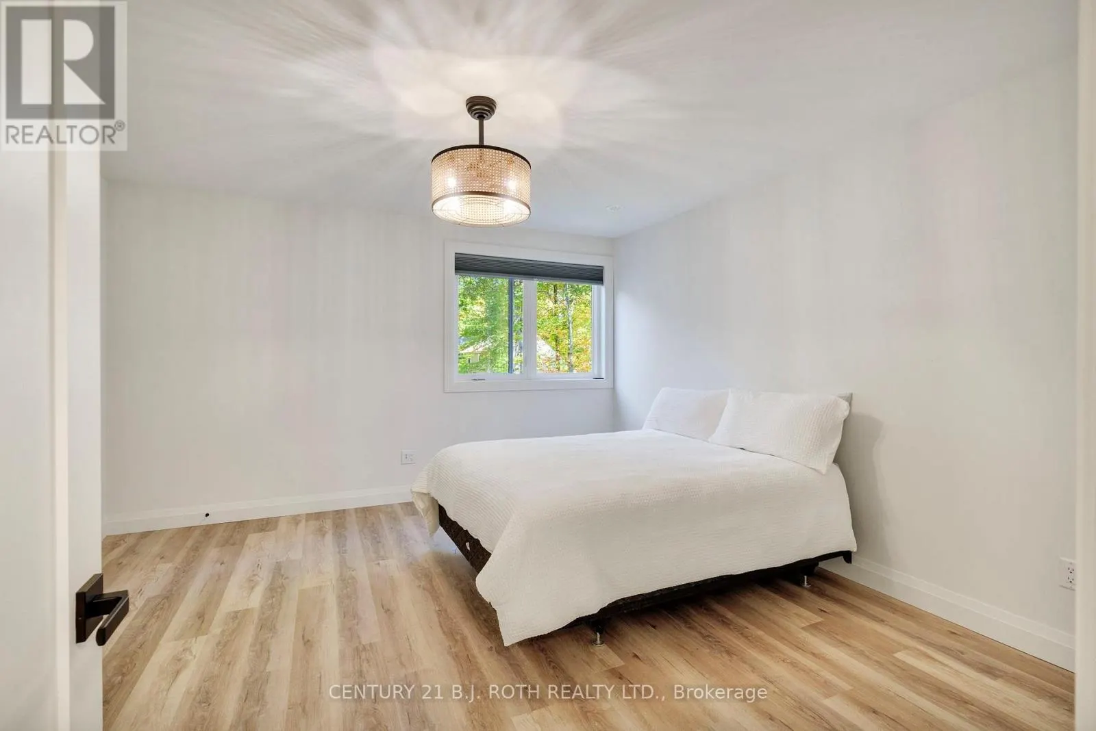 7377 DAVY DRIVE