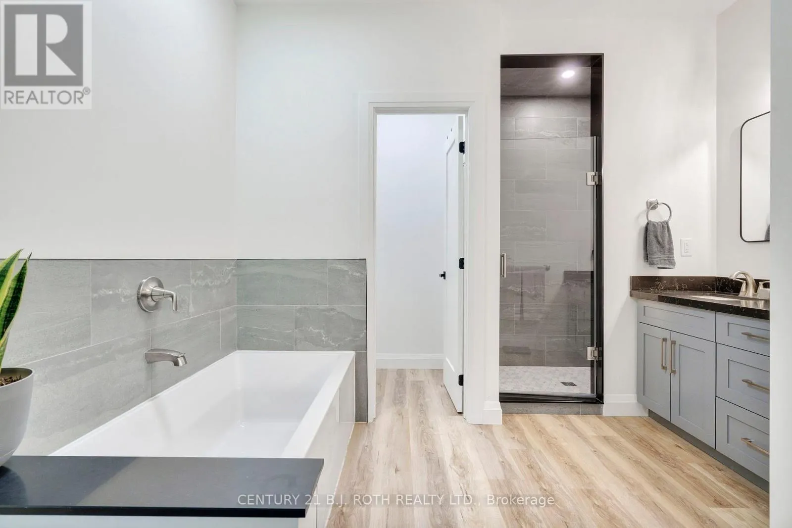 7377 DAVY DRIVE