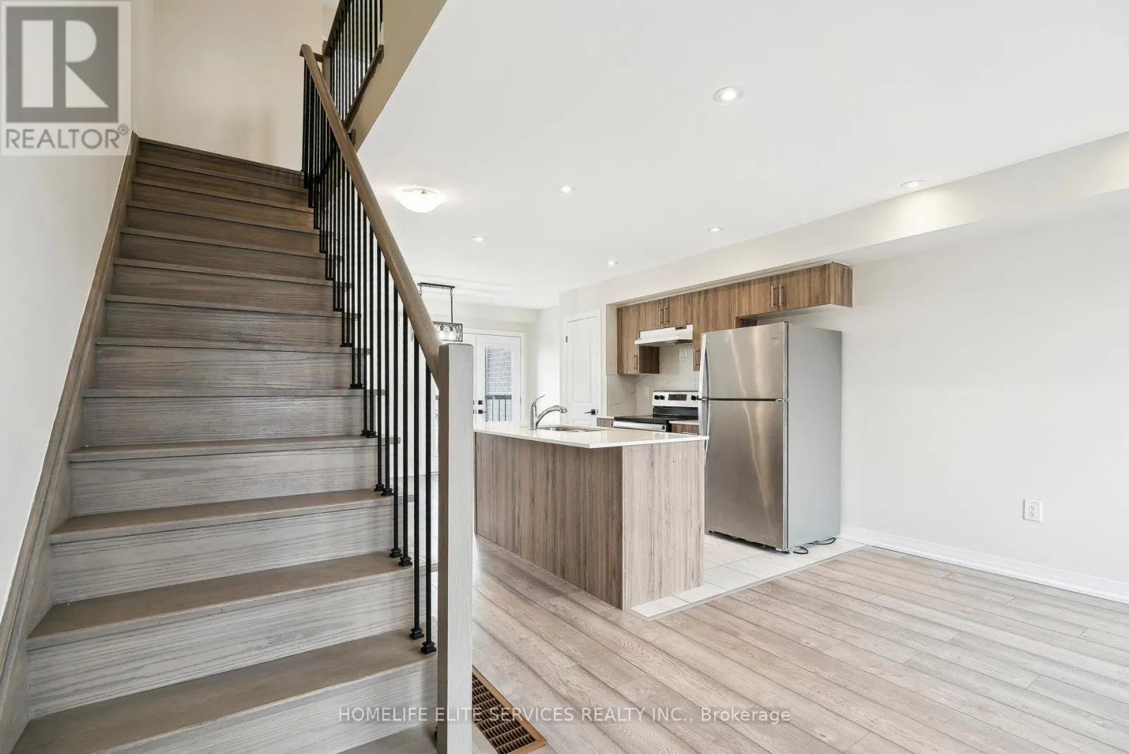 57 FAIRLANE AVENUE