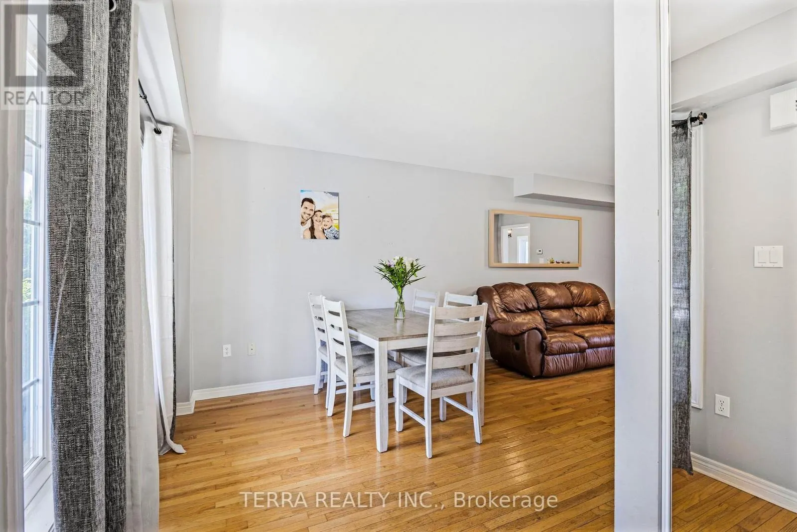 114 THRUSHWOOD DRIVE