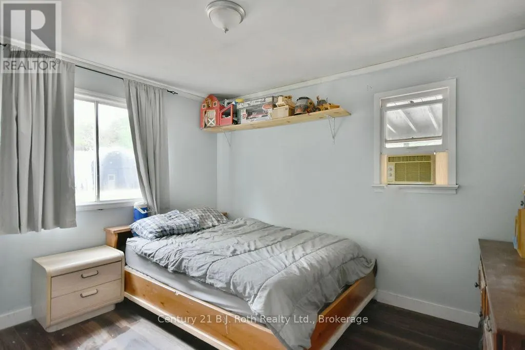 2286 FLOS TEN ROAD E
