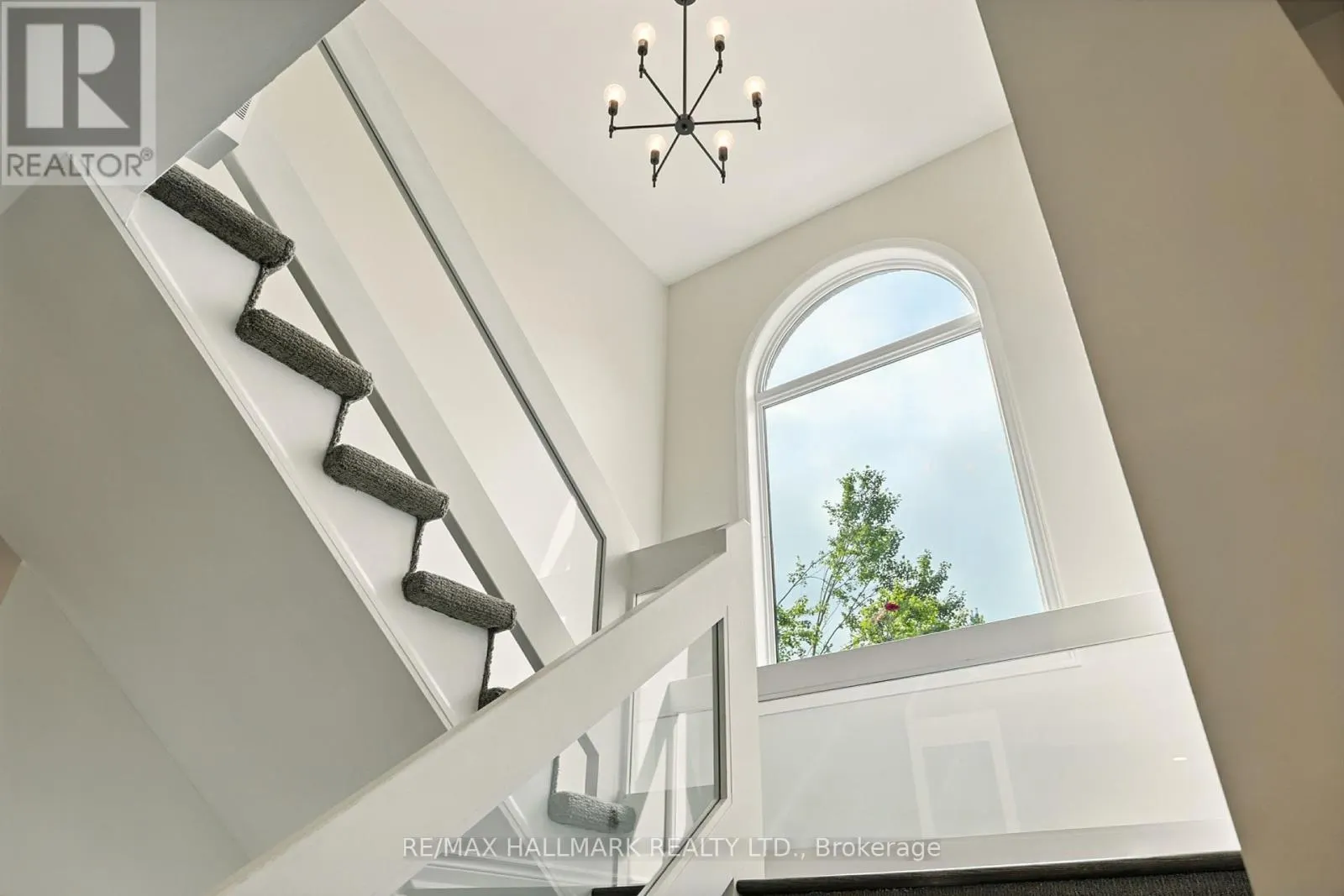 30 POOLES ROAD
