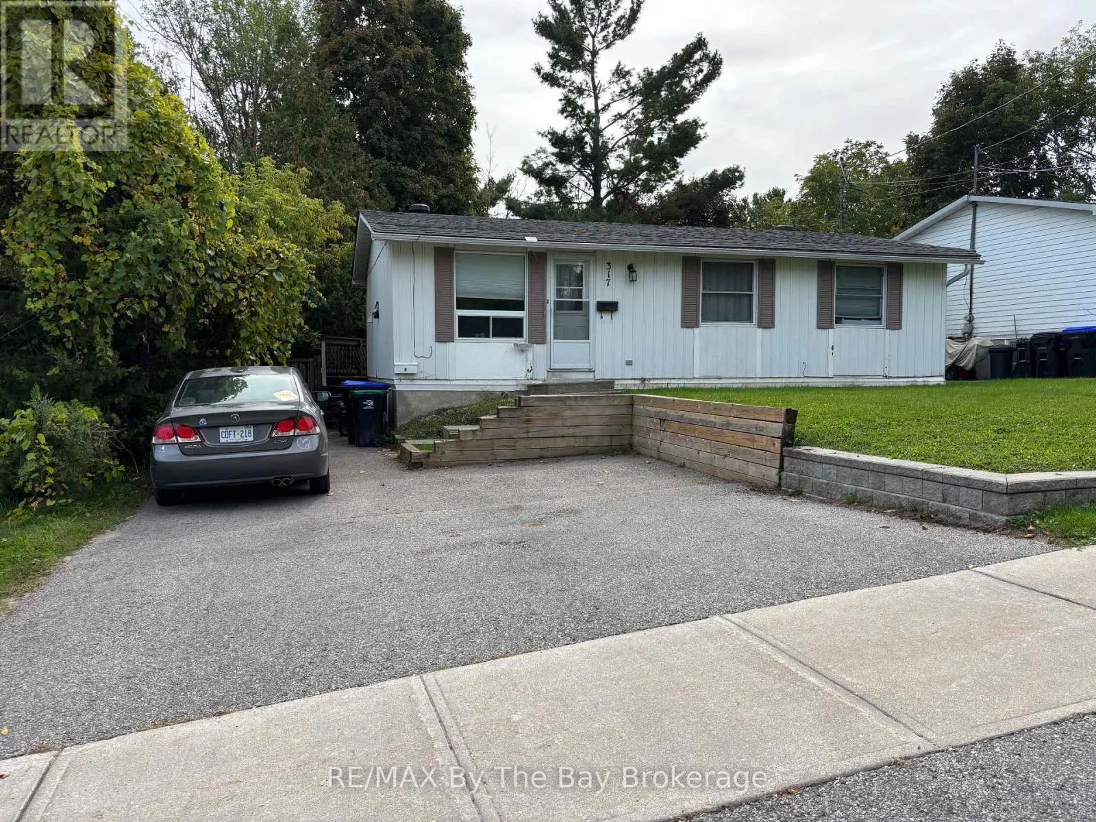 317 HUGEL AVENUE